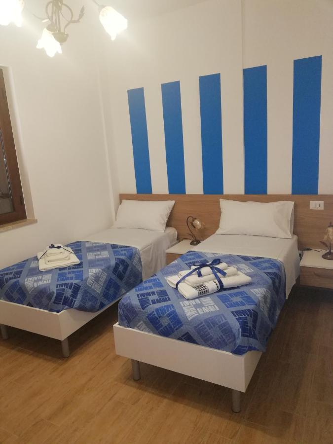 B&B Binario Nove E Tre Quarti Agropoli Exterior photo